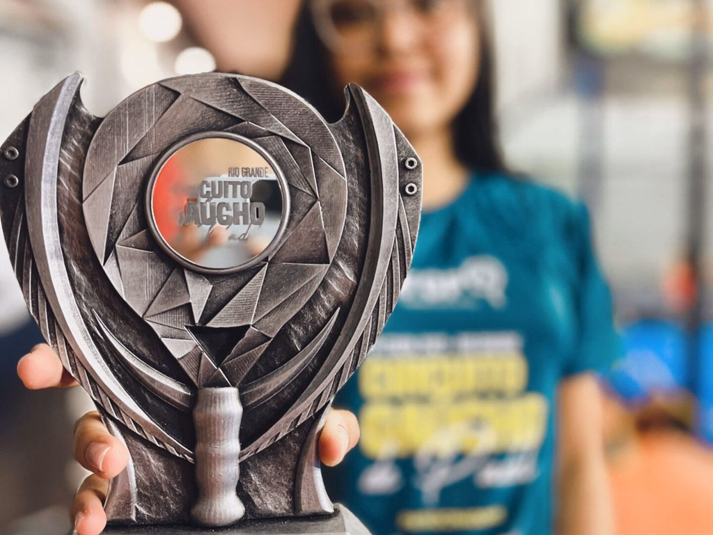 Uruguaianense é vice-campeã estadual de padel