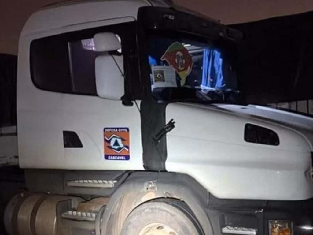 PRF localiza drogas em carreta com donativos para o RS
