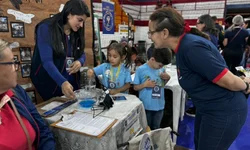 Saúde leva ações do Dezembro Vermelho a jovens da Fase