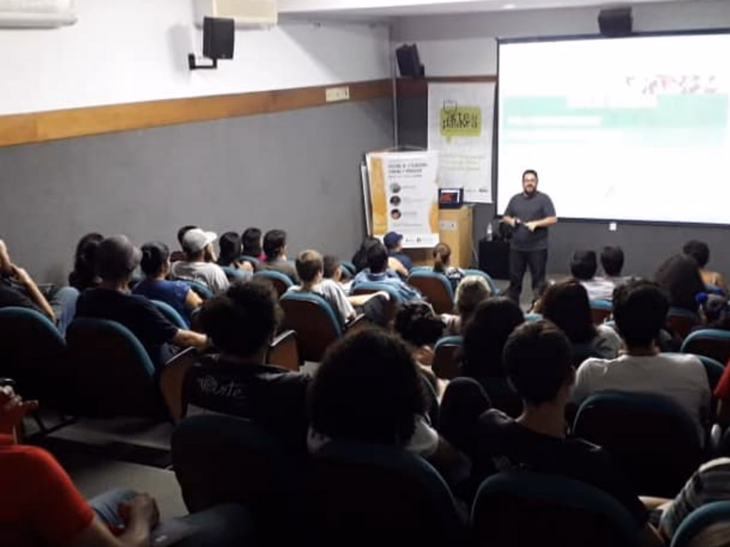 Alunos de projeto desenvolvem curtas-metragens no final de semana