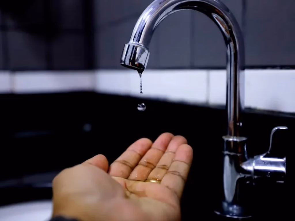 Falha deixa bairro Cabo Luiz Quevedo sem água