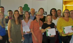 Campus Uruguaiana entrega troféus de dez anos para servidores