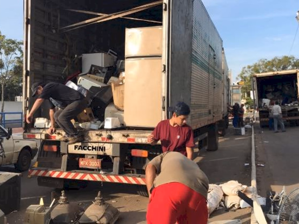 Prefeitura realiza coleta de lixo eletrônico nesta sexta