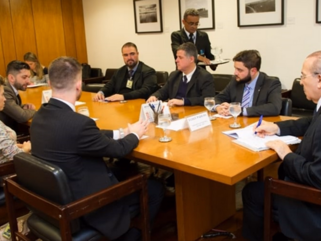 Comitiva em Brasília garante recursos para Santa Casa