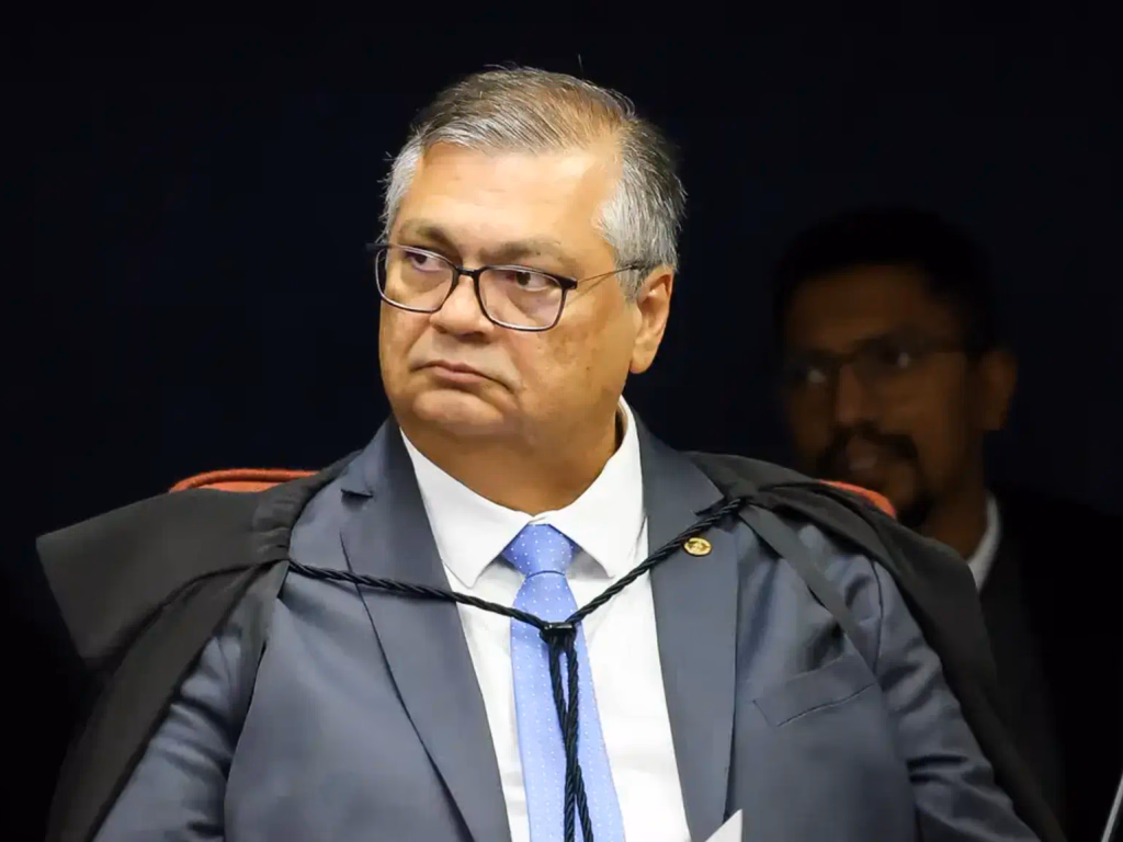 Ministro Flávio Dino veta uso do termo polícias municipais