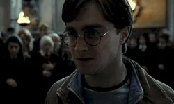 Hamilton vence GP da Inglaterra após acidente com Verstappen