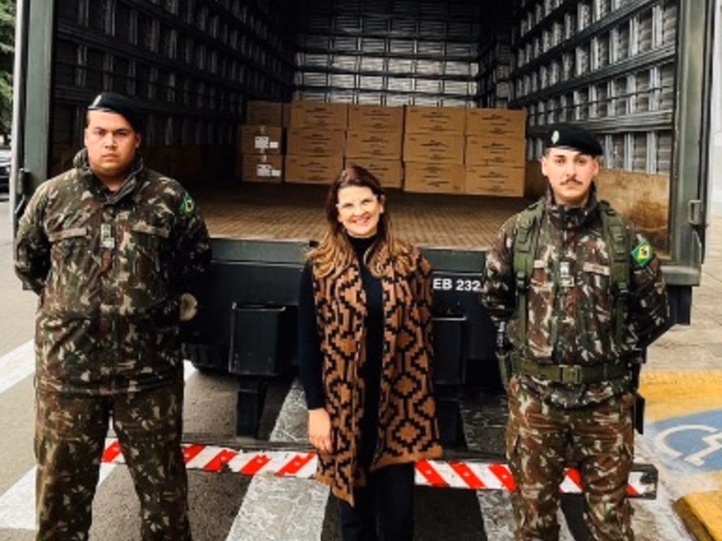 Município recebe doação de carne enlatada