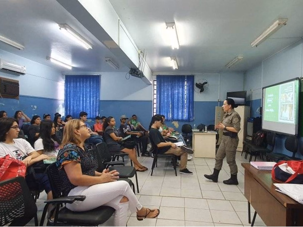Proerd é apresentado em escolas do município