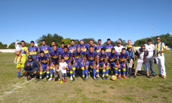 Cidade Alegria Vence e garante vaga para a segunda fase