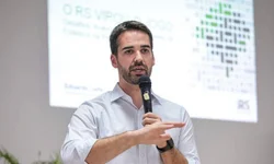 Onyx Lorenzoni se filia ao PL