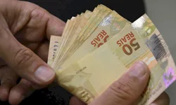 Amfro realiza reunião geral com participação do governador eleito