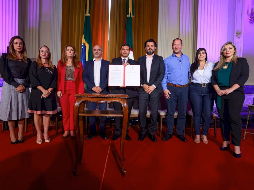 Assinado contrato para aquisição de tornozeleiras para agressores