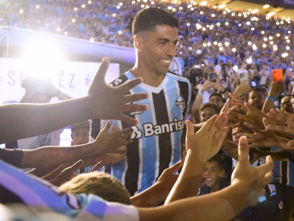 Craque Uruguaio foi recepcionado na Arena do Grêmio
