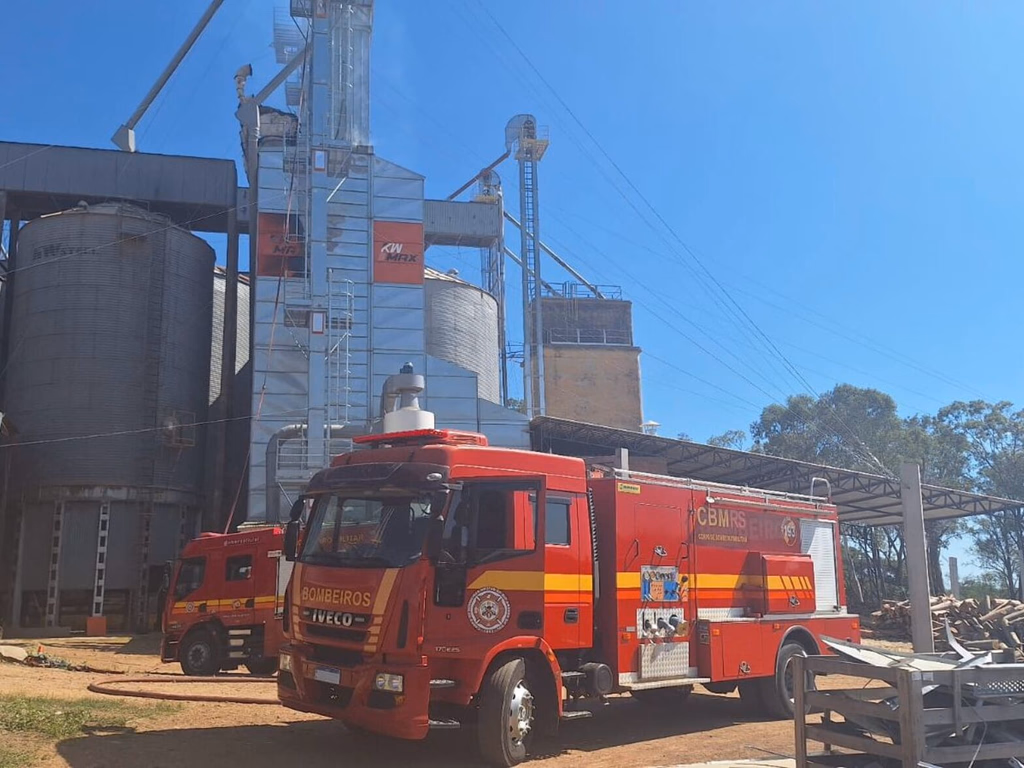 Incêndio mata duas pessoas em Itaqui