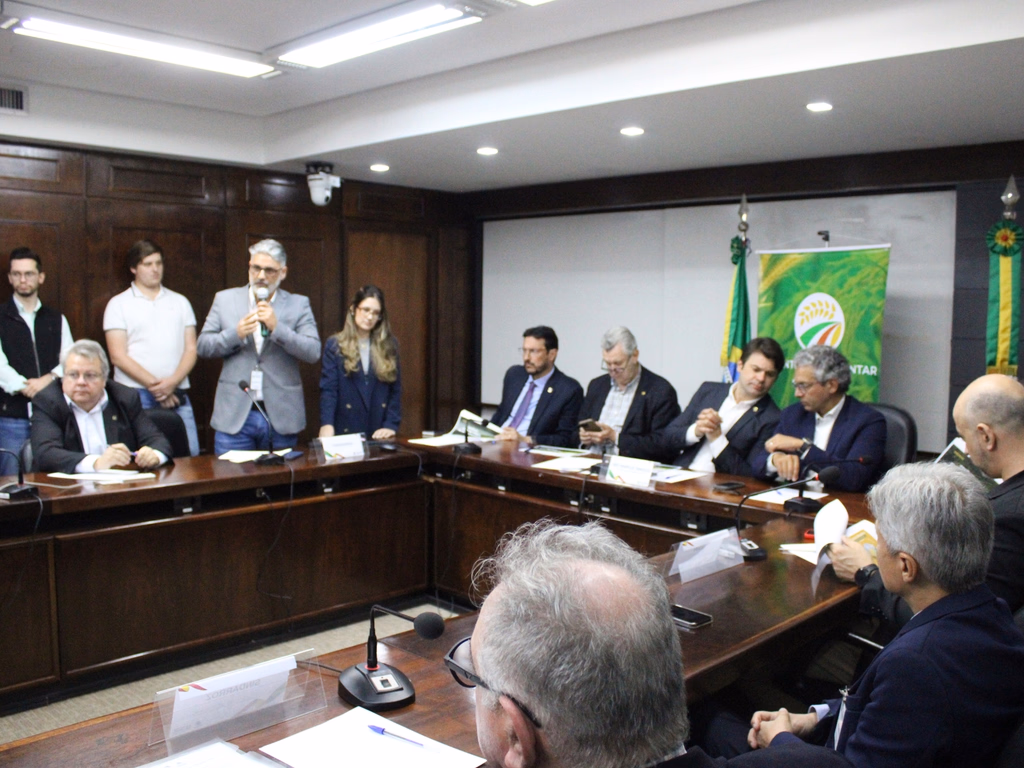 Setor arrozeiro vai discutir alternativas para crise na atividade com governador