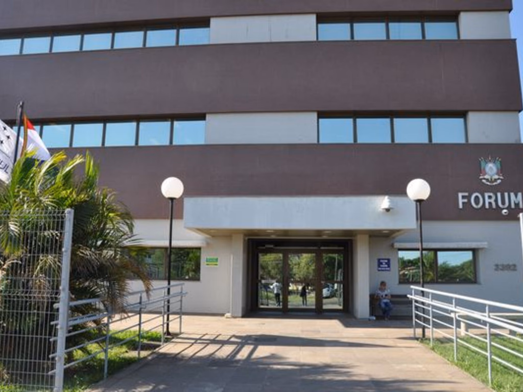 Contagem de prazos e horário normal de atendimento são retomados na Justiça