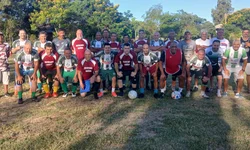 Amigos do Palmeiras vencem amistoso Cinquentão 2 a 1