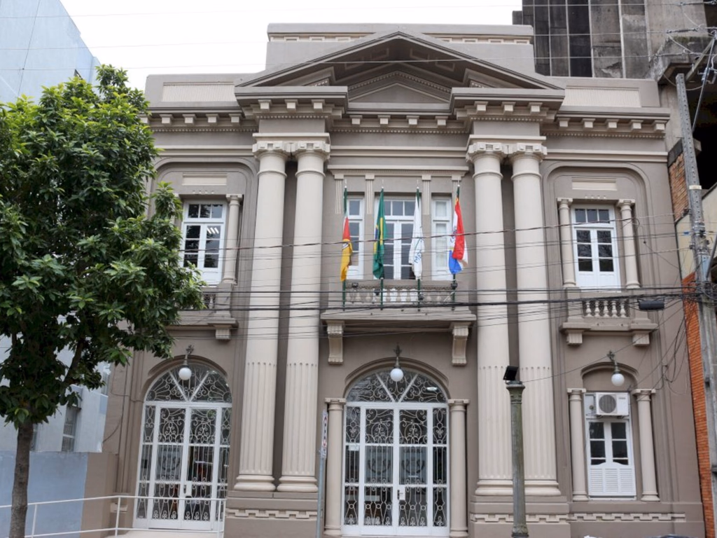 Câmara suspende sessão por conta de higienização no prédio