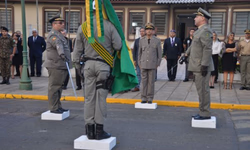 Sartori entrega viaturas para a Brigada Militar