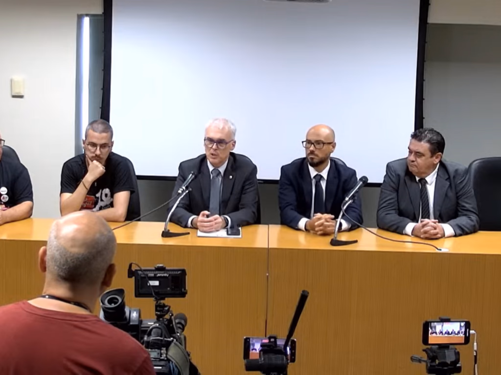 Ministério Público e AVTSM pedem suspensão do novo júri