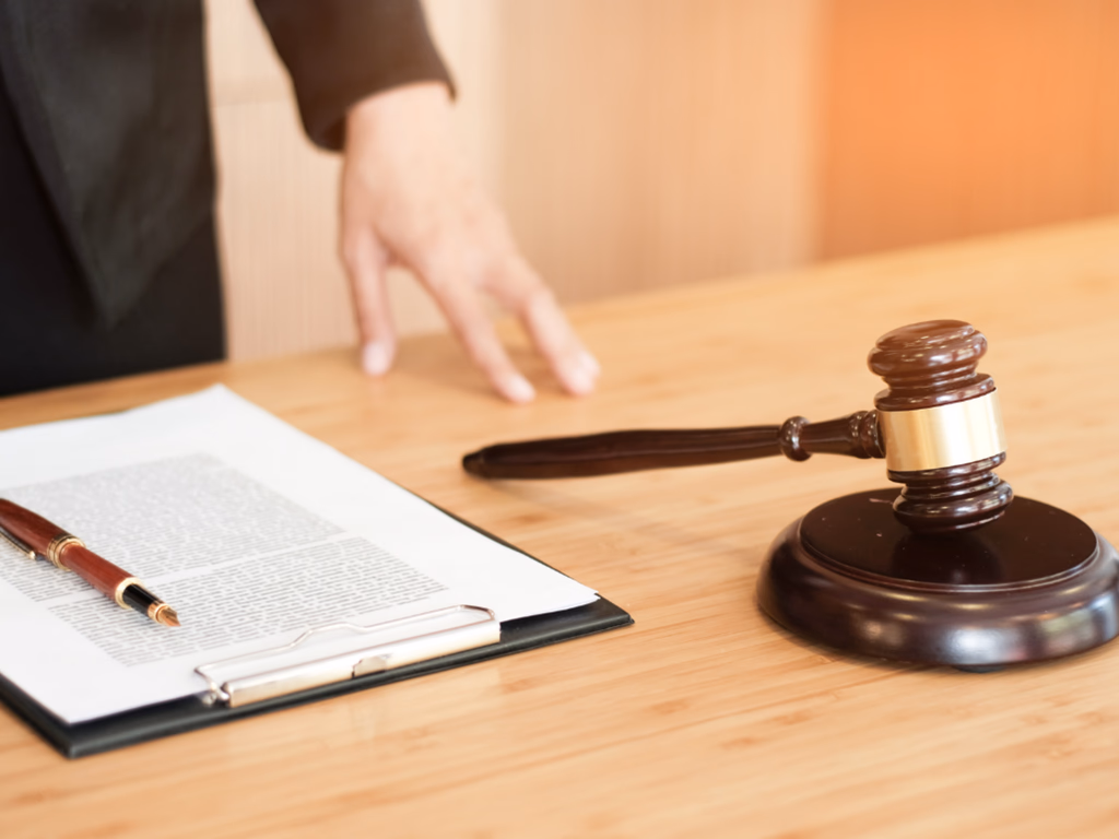 Legislativo discute nova estrutura para CCs e FGs