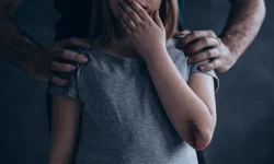 Avó permitia estupro das netas em troca de dinheiro e comida