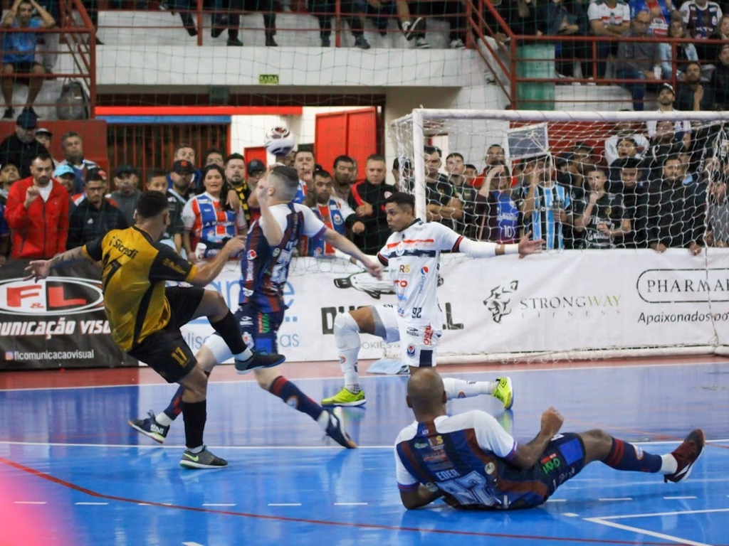 Mesmo com vitória, Uruguaianense está fora da Taça Farroupilha