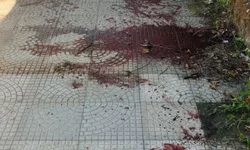 Homem é atacado por grupo armado