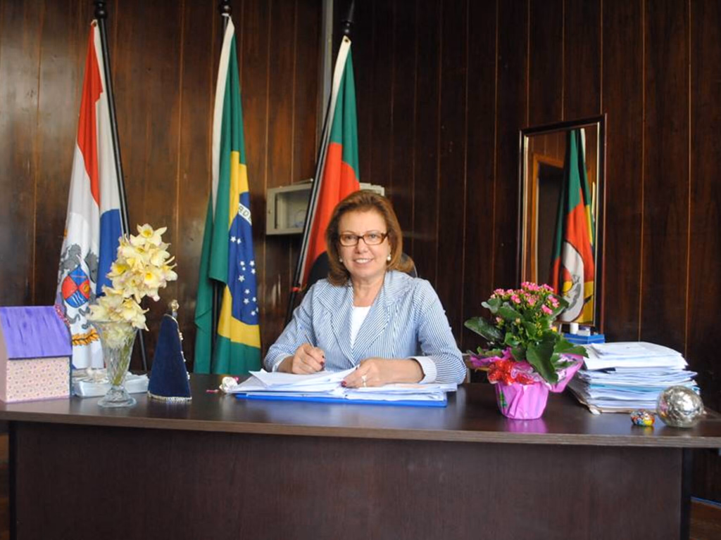 Neraí Santos Kaufmann é oficialmente empossada como vereadora