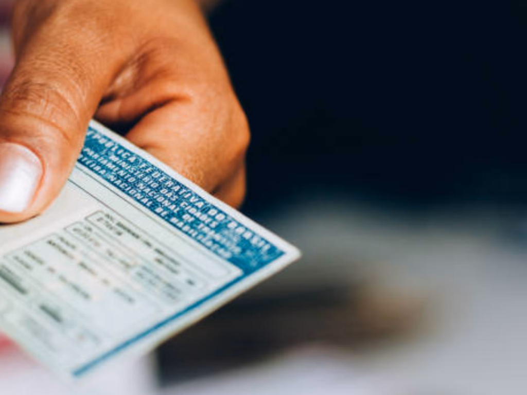 Governo do RS lança CNH Social para população de baixa renda