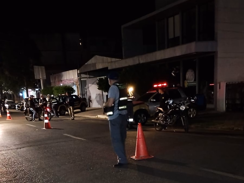 Balada Segura fiscaliza mais de cem veículos