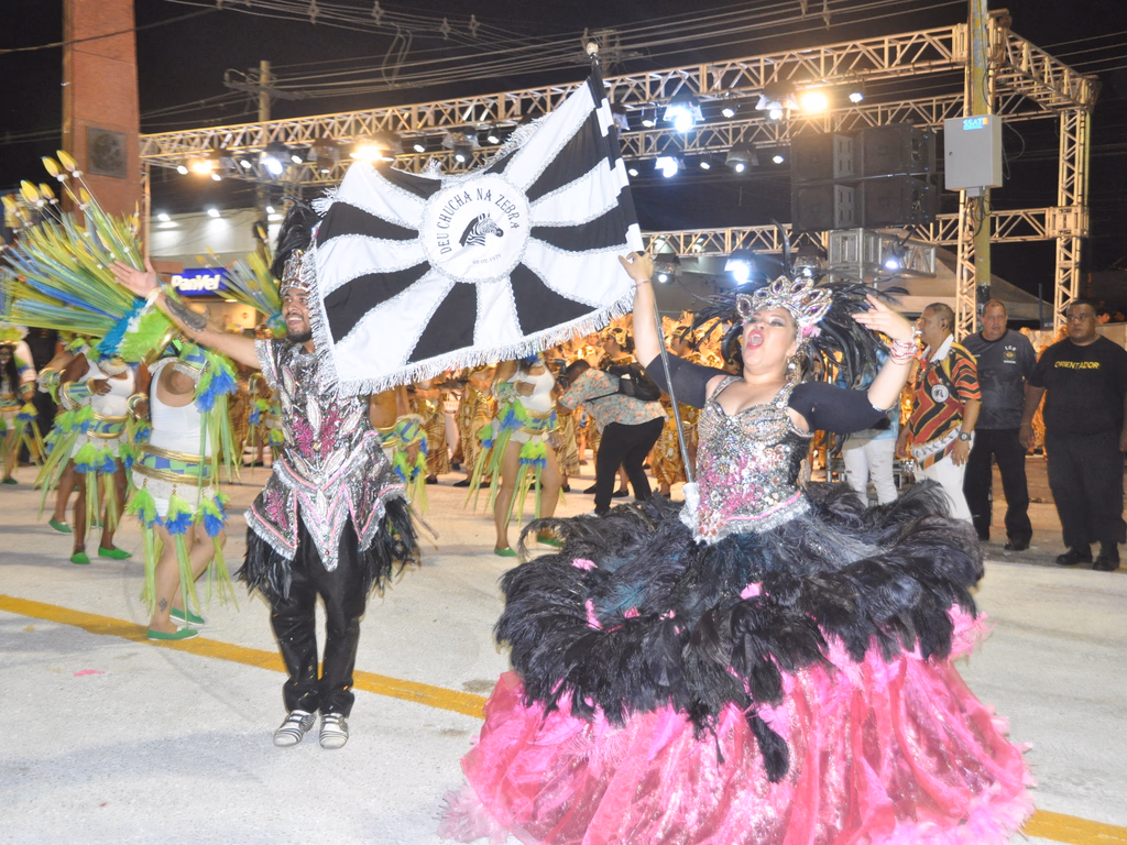 Chucha leva o Brasil Sertanejo para avenida