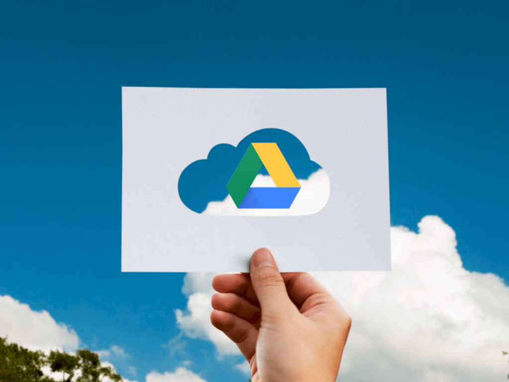 Google avisa que vai apagar excedente no Drive após 2 anos