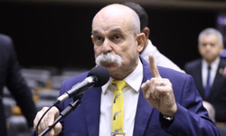 PF descobre grupo de assassinos de aluguel para matar autoridades