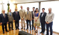 Articulação de Lins fracassa e partido sangra