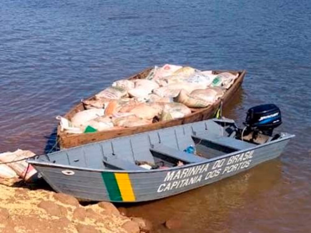 Marinha de Uruguaiana apreende 100 sacas de soja no Rio Uruguai