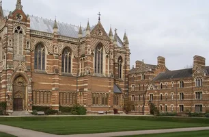 Fapergs abre seleção para 20 bolsas de mestrado no exterior