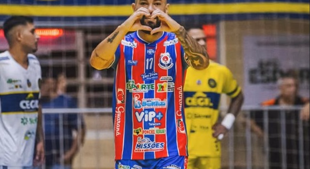 Com goleada fora de casa, Uruguaianense assume liderança