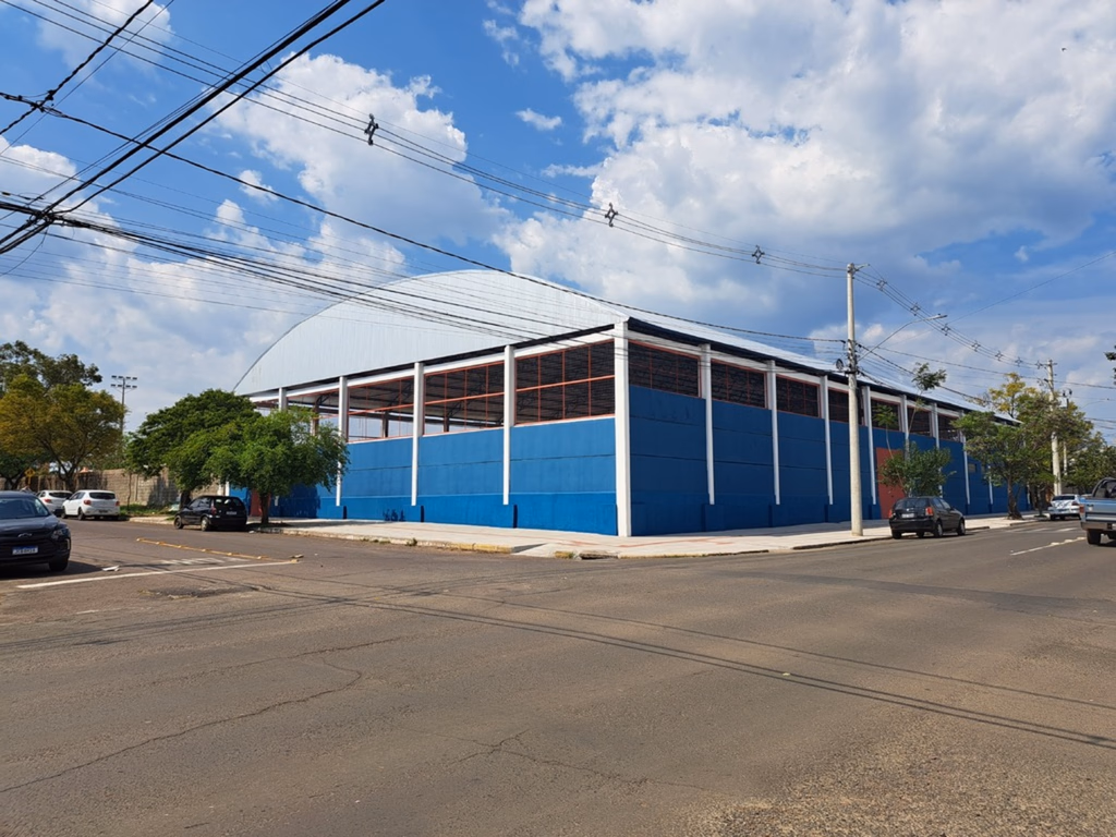 Entrega das obras do ginásio acontece na quarta-feira