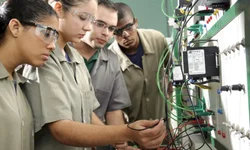 Aluno do curso de Fisioterapia é premiado em Congresso Nacional