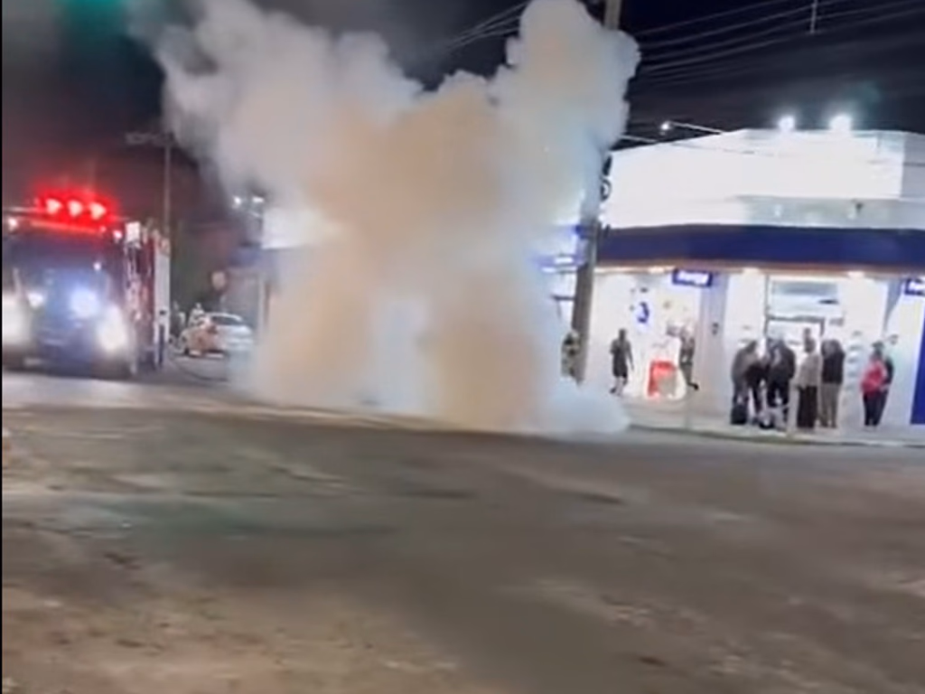 Acidente provoca incêndio em motocicleta e deixa um ferido