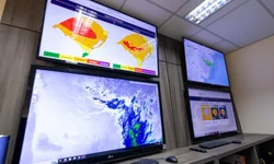 Chuvas provocam alagamentos e desabrigam quase 3 mil no RS