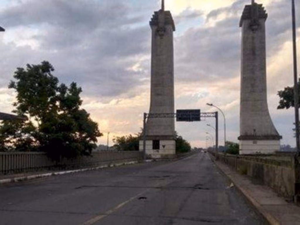 Tráfego de veículos é liberado nos dois sentidos