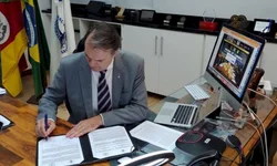 Mais de 70% dos estudantes não têm conhecimento suficiente em português e matemática