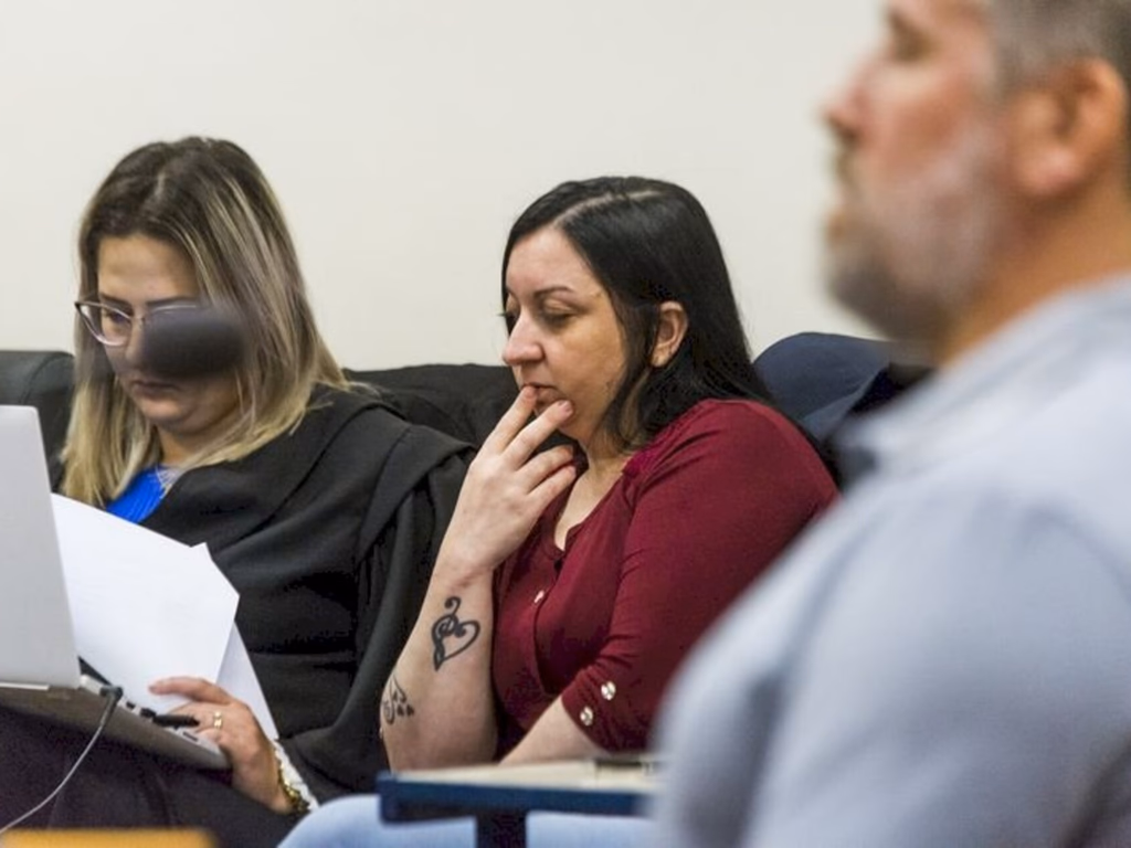 Começa o julgamento de Alexandra Dougokenski