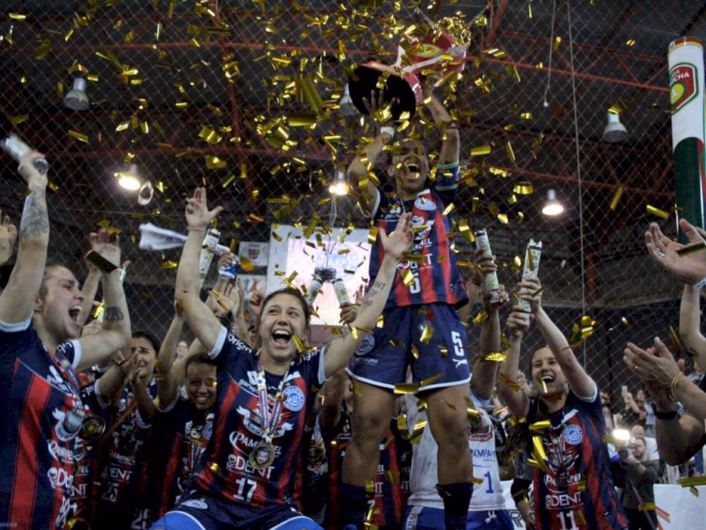 Celemaster é campeã da Liga Gaúcha