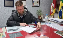 Vereador defende projeto para identificação de ruas e bairros