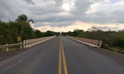 Atraso no seguro-defeso leva pescadores a protestarem em frente ao INSS