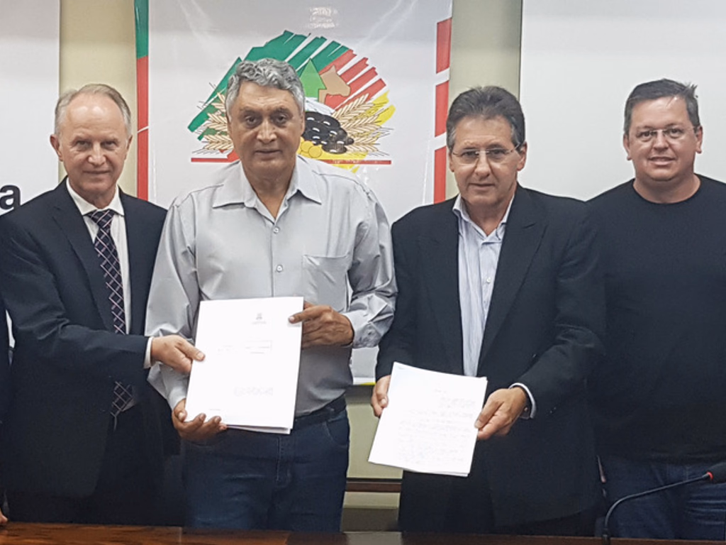 Governo do Estado protocola projeto de regularização fundiária