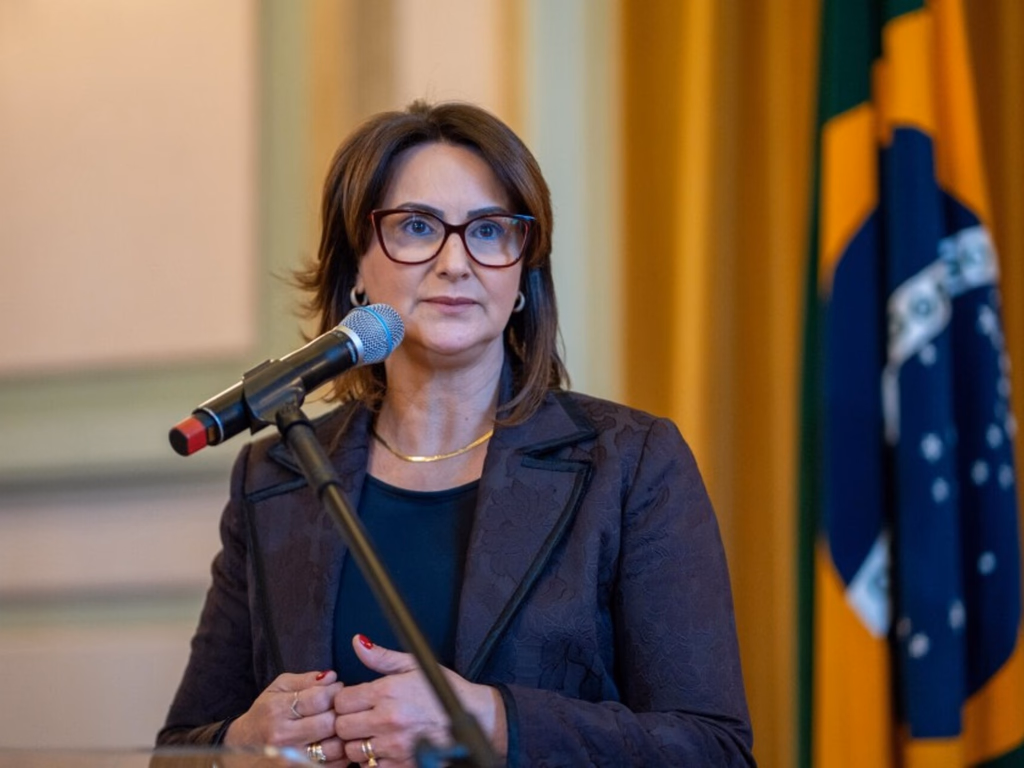 Rede de articulação com os municípios é prioridade, diz Secretária